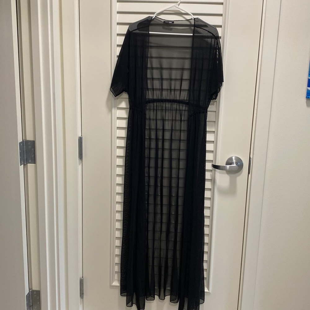 Mesh beach coverup